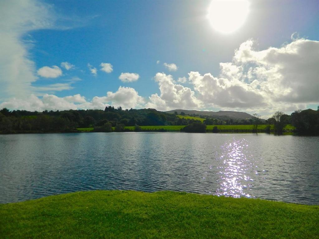 Lake House Dunmanway Exterior photo
